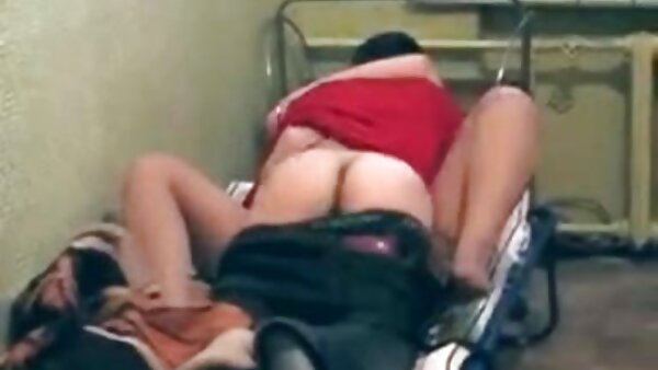 Schwarzhaarige Bombe des dritten deutsche sexfilme kostenlos Geschlechts hat all seine Ficklöcher von einem geilen Kerl süß gefressen bekommen